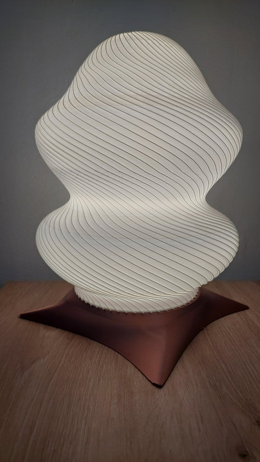 Lampă funcțională printată 3D